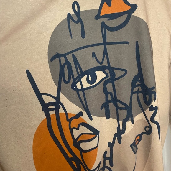 Sweatshirt - Picture 3 of 4